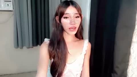 khloe online show from October 26, 1:06 pm