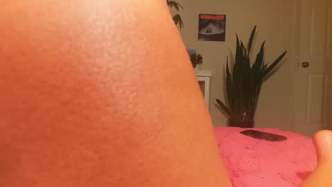 Khloe online show from October 22, 7:30 am