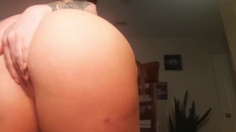 Khloe online show from November 5, 10:54 pm