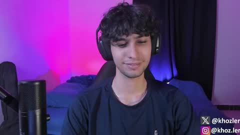 khozler_ online show from November 10, 2:32 am