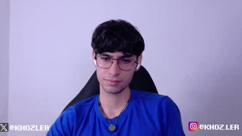 Snapshot of khozler_ chatting on February 3, 2:53 am khozler_ online show from February 3, 2:53 am