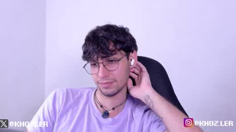 Snapshot of khozler_ chatting on February 6, 2:38 am khozler_ online show from February 6, 2:38 am