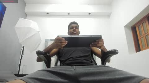 Snapshot of khris__evans chatting on May 11, 11:05 am Kris Evans online show from May 11, 11:05 am