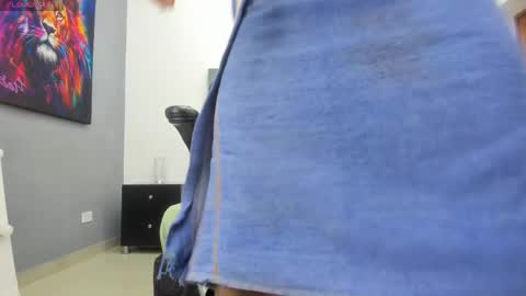 Snapshot of khris__evans chatting on May 14, 11:06 am Kris Evans online show from May 14, 11:06 am