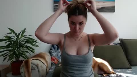 Sarah online show from February 2, 10:24 am