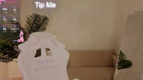 Snapshot of kianawhite chatting on November 20, 9:20 am kianawhite online show from November 20, 9:20 am