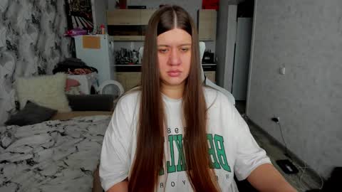 kianna_dior_ online show from November 11, 8:25 am