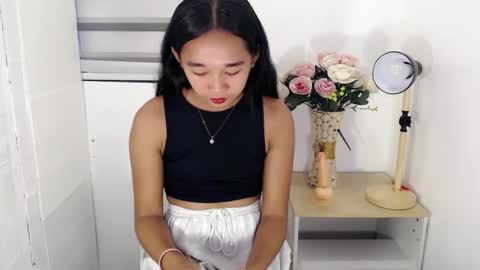 i love bella online show from December 29, 4:27 am