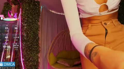 Kiara Zahiri online show from September 9, 11:10 am