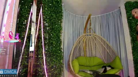 Kiara Zahiri online show from September 15, 10:59 am