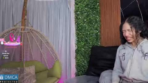 Kiara Zahiri online show from November 5, 10:59 am