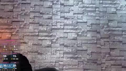 Kiara Zahiri online show from December 4, 10:46 am