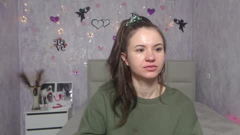 Snapshot of kiaracriegs chatting on February 10, 10:19 pm Kara online show from February 10, 10:19 pm