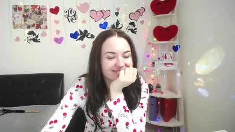 Snapshot of kiaracriegs chatting on February 26, 10:09 pm Kara online show from February 26, 10:09 pm