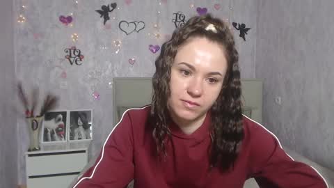 Snapshot of kiaracriegs chatting on March 12, 6:33 pm Kara online show from March 12, 6:33 pm