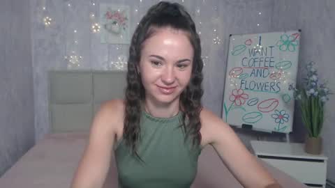 Snapshot of kiaracriegs chatting on September 14, 5:01 pm Kara online show from September 14, 5:01 pm