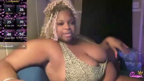 KiaraSugars online show from June 22, 3:25 am