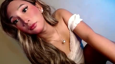 Snapshot of kiera_on_fire chatting on January 14, 6:24 am Kiera online show from January 14, 6:24 am