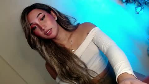 Snapshot of kiera_on_fire chatting on January 20, 9:35 am Kiera online show from January 20, 9:35 am