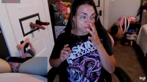 Kiersten online show from September 24, 3:43 am