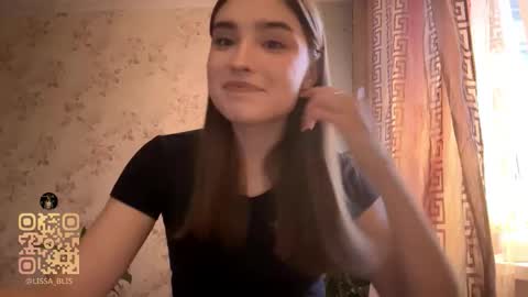 Ola my name is Lissa  Lets hit 10 Thumbs Up together   online show from February 4, 1:50 pm