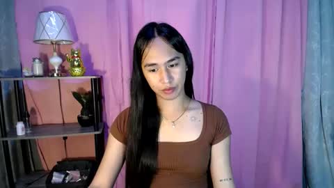 Snapshot of kieshagray chatting on March 6, 5:57 am kiesha online show from March 6, 5:57 am