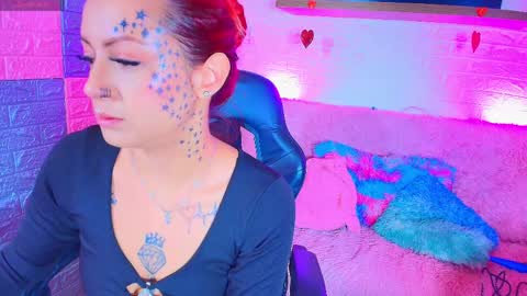 leidy  online show from April 14, 11:49 am