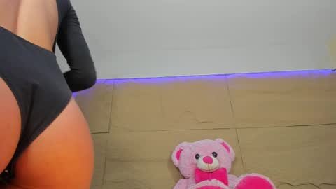 KIM COOPER online show from February 22, 10:07 am