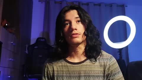 Snapshot of kikeruiz_19 chatting on December 9, 12:23 am kikeruiz 19 online show from December 9, 12:23 am