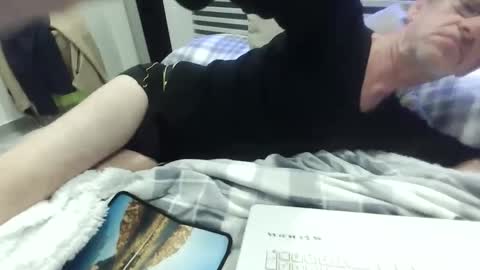 Snapshot of kiki3366 chatting on February 10, 7:12 am kiki3366 online show from February 10, 7:12 am