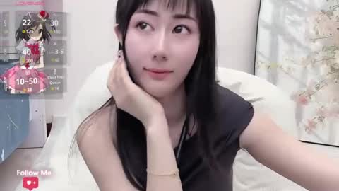 Snapshot of kiki_loveu chatting on February 24, 7:33 am kiki_loveu online show from February 24, 7:33 am