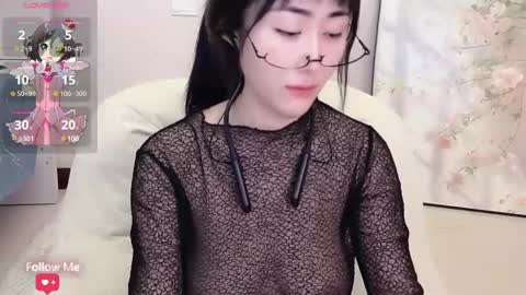 Snapshot of kiki_loveu chatting on March 5, 10:33 am kiki_loveu online show from March 5, 10:33 am