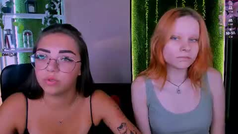 kiki_swan online show from July 31, 6:02 am