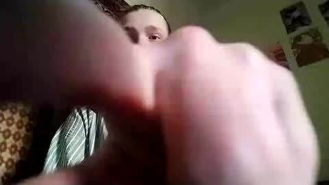 kikibang_ online show from April 14, 9:26 am