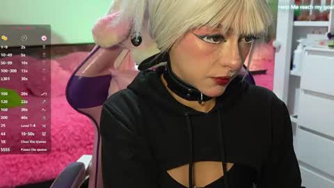 Snapshot of kikilepetite chatting on June 10, 9:03 pm kiki online show from June 10, 9:03 pm