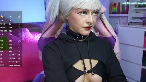 Snapshot of kikilepetite chatting on June 13, 9:35 pm kiki online show from June 13, 9:35 pm