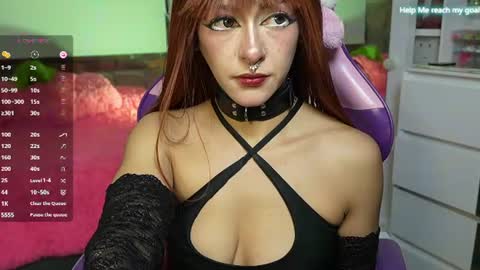 Snapshot of kikilepetite chatting on June 26, 9:41 pm kiki online show from June 26, 9:41 pm