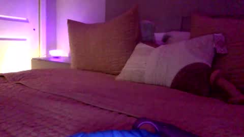 Kiki Chaudhari online show from January 19, 12:36 am