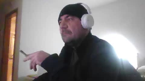 kikokiter online show from February 7, 4:22 pm