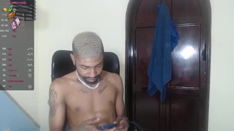 Snapshot of kilian_xx chatting on December 31, 1:41 pm Kilian xxx online show from December 31, 1:41 pm