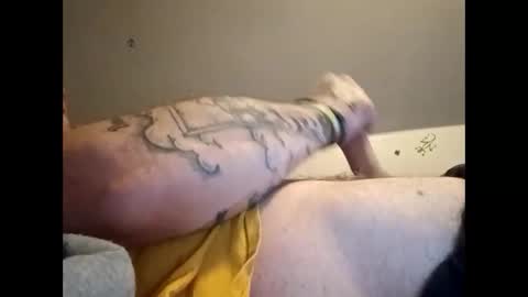 Snapshot of killerbengals chatting on February 2, 1:59 am Blazedaddy online show from February 2, 1:59 am