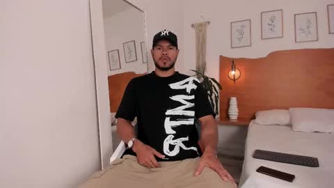 Kilua Muscle guy online show from September 13, 9:47 pm