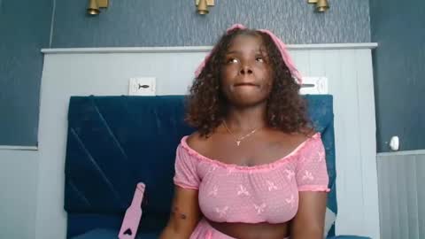 Snapshot of kilyetvera3x chatting on December 3, 8:16 am hanna online show from December 3, 8:16 am