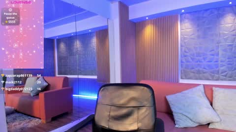 Kim online show from January 17, 2:07 pm