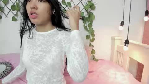 kim_eli online show from March 1, 6:54 pm