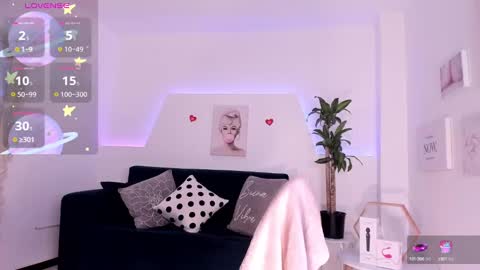 Snapshot of kim_ev chatting on January 22, 3:52 am Kim online show from January 22, 3:52 am