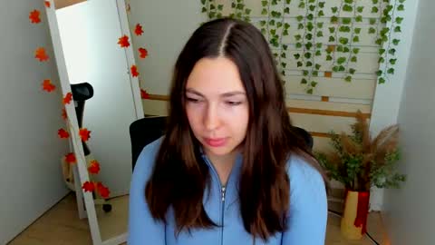 Kim online show from October 13, 1:00 pm