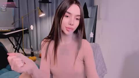 Snapshot of kim_lyn chatting on October 30, 6:26 am KIM online show from October 30, 6:26 am