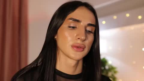 Kim Oberlin online show from February 12, 1:48 pm