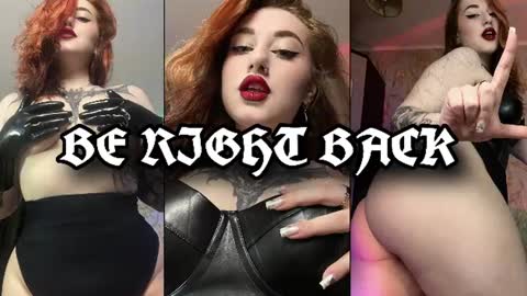 Snapshot of kim_possible1 chatting on June 25, 5:12 am Hi Im Kimberly but u can call me Kim. Turn on ur sound i love to talk and moan online show from June 25, 5:12 am
